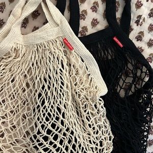 Set of 2 Kikkerland Cotton Market Bags NWT - black and white